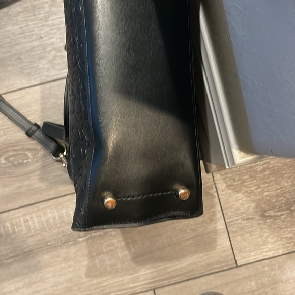 Coach bag great condition. 🚫🚫🚫trades. - Picture 9 of 12